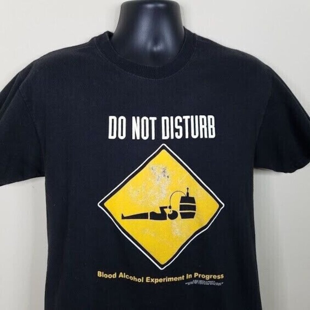 Blood Alcohol Experiment T Shirt Size Medium Vintage Do Not Disturb Black Yellow
